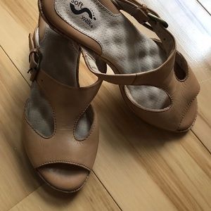 Softwalk sandals.  NWOT.
